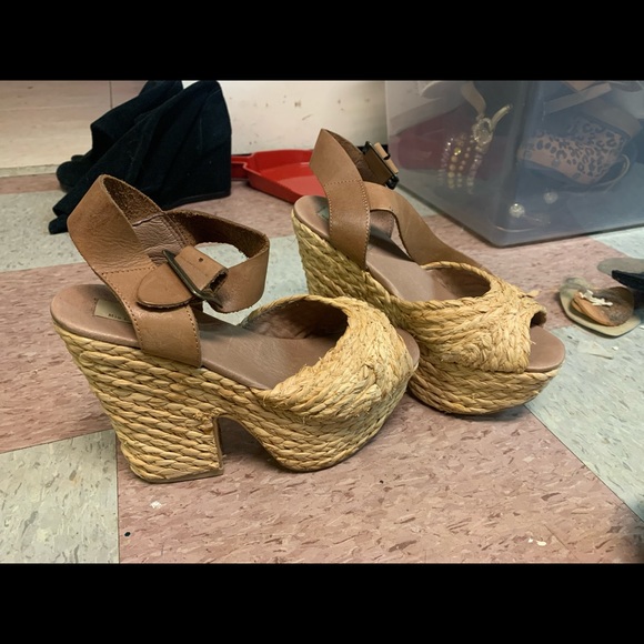 Mia Limited Edition Wicker Heel - Picture 2 of 4